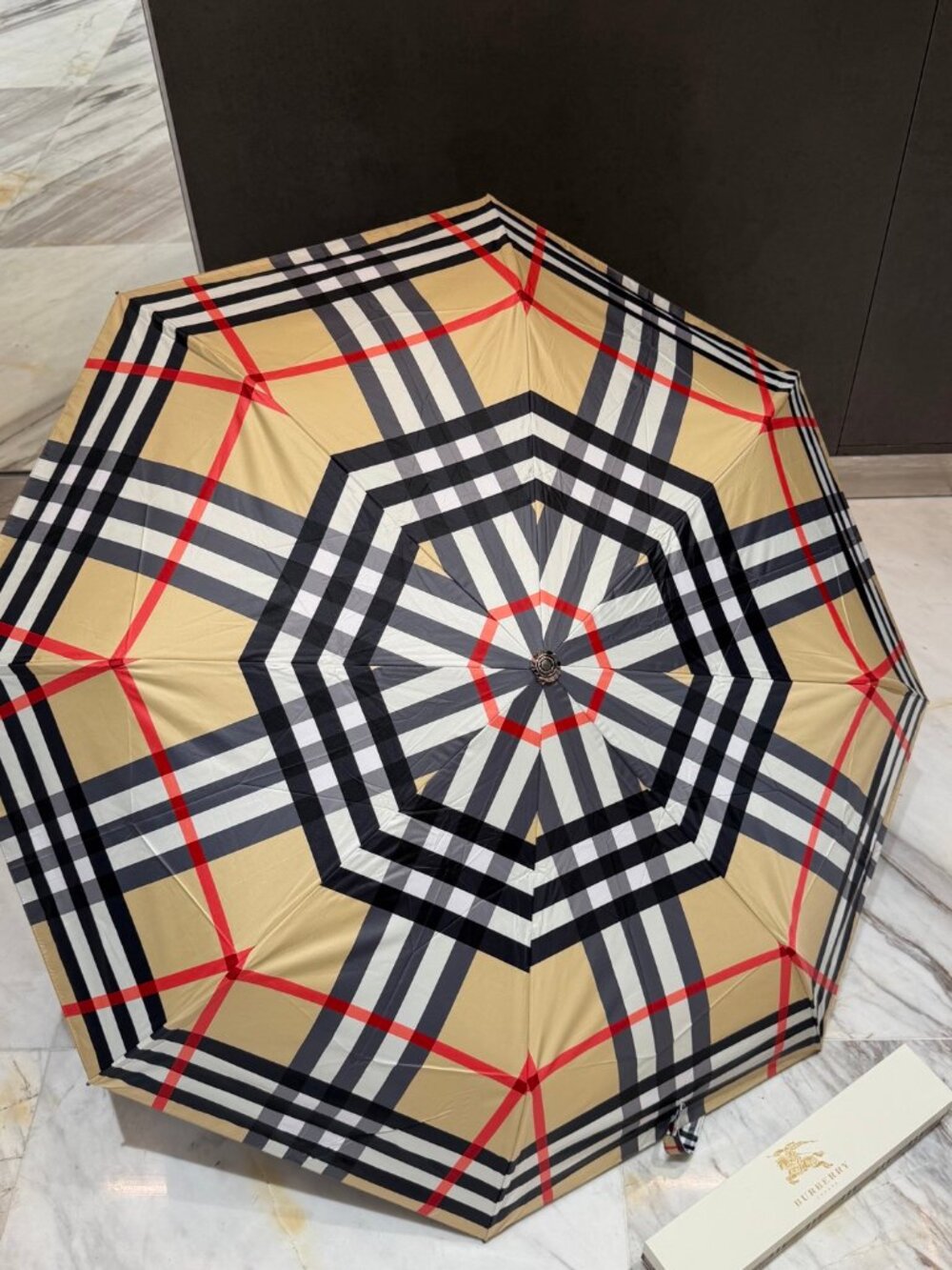 🔥🔥Burberry Tri-Fold Sun & Rain Umbrella